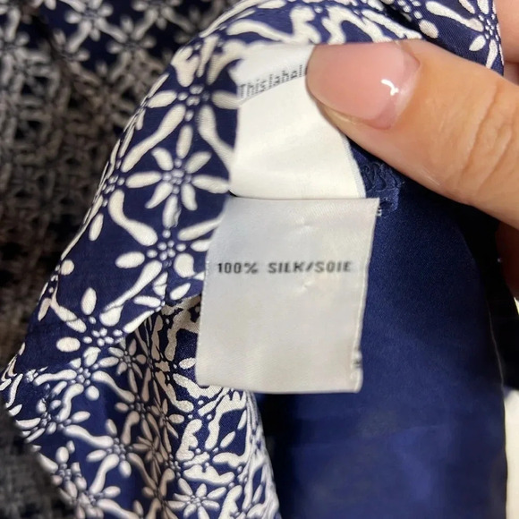 Diane Von Furstenberg Louisa 100% Silk Patterned Color block Popover Blouse - Picture 11 of 13